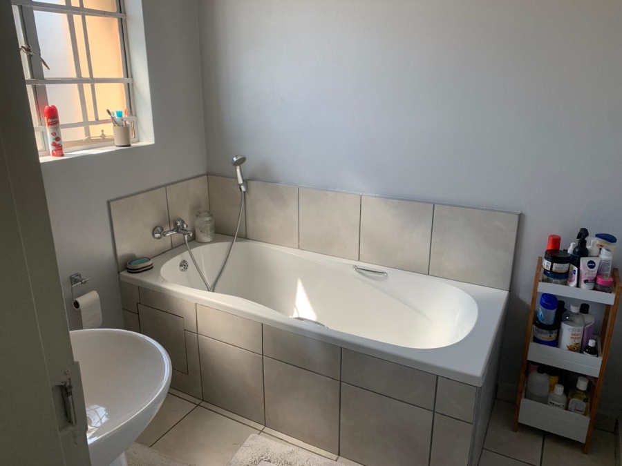 3 Bedroom Property for Sale in Waterkloof East North West